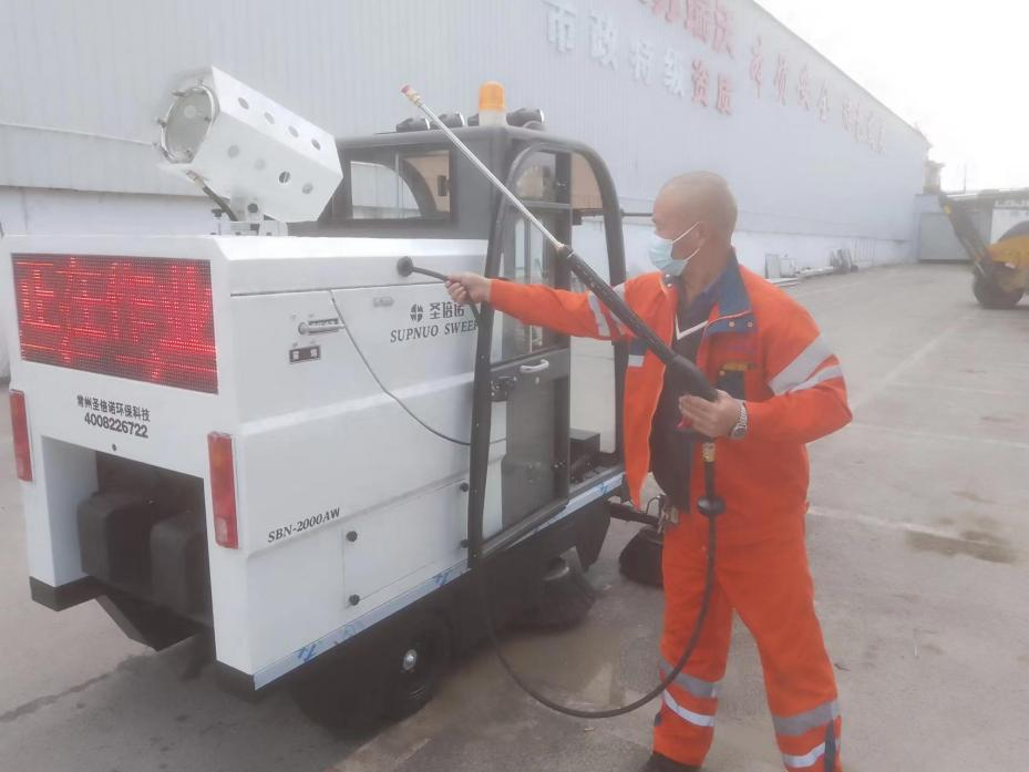 红河龙马快速清扫车